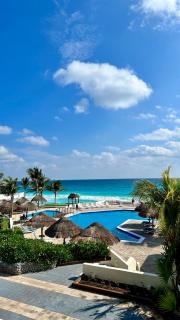 Cancun beach by Brisas 2 - 6