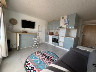 Studio climatisé, refait à neuf - Hyères - 0