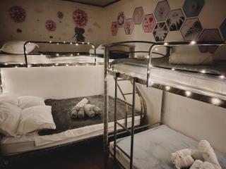 4D Tondo Affordable staycation 2BedRoom 8-12 person - Manila - 2