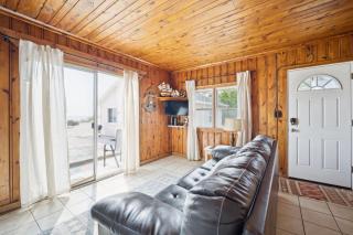 Light-Filled Near the Shore - Oscoda - 9