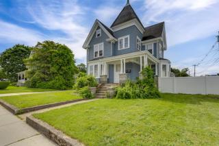 5 Mi to Beaches Historic Apartment in Westerly! - Westerly - 0