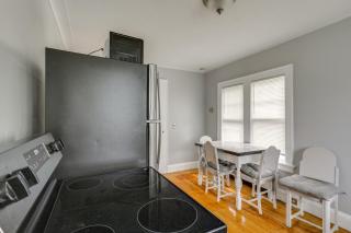 5 Mi to Beaches Historic Apartment in Westerly! - Westerly - 2