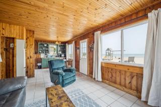 Lake Views with Big Windows & Bath - Oscoda - 2
