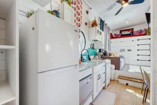 Chimney Rock Tiny Home - Canyon Lake - 1