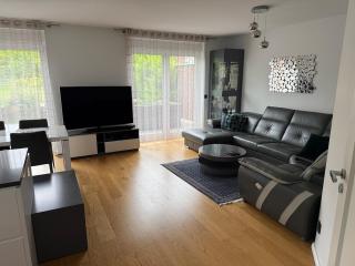 Doppelhaushälfte 125m2 3 Zimmer 2 Badezimmer Küche 5 Schlafplätze nähe Hamburg - Stelle - 0