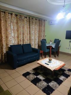 Divine Grace Guesthouse - Yaoundé - 4