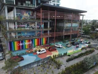 Tropics City Supreme Black Theme Large Balcony City View至尊黑主题大阳台城市风景民宿 - Kuching - 8