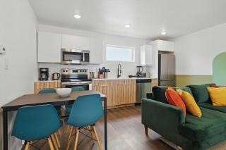 Heart of Dallas in Knox Henderson Sleeps 4 - Dallas - 9