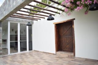 El Tirano, Casa de campo - San Martín - 5