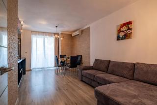 Deluxe Apartment with 2 Bedroom in Center Varna - 9