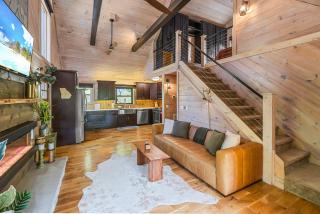 Babling Brook -Outdoor Living at its Best - Mineral Bluff - 1