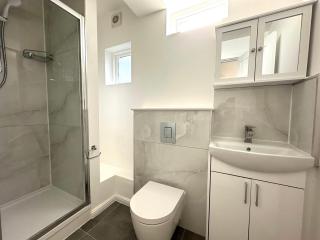 Westgate Apartments - London - 6