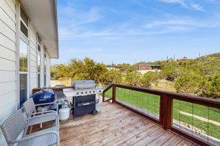 Cloud Top Barnhouse - Canyon Lake - 2