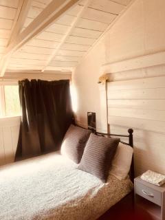 Private access small room in Leicester free parking drinks - Leicester - 6