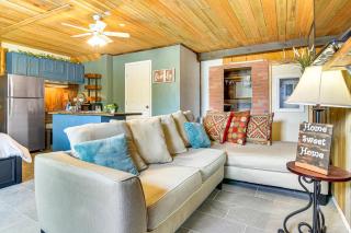 Near Historic Battlefield Trail Studio with Patio! - Brownsville - 7