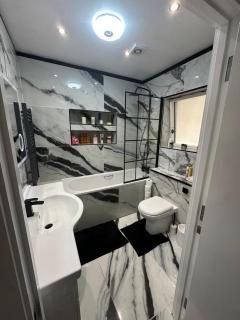 The XL modern retreat - 3