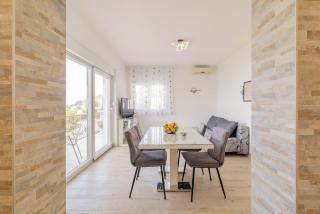 Apartments STANIĆ - comfortable accommodation for your holiday! - Duće - 7