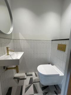 Luxe 2 bed - 20 minutes from Central London - 5
