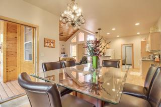 Unwind Fireside! Home 30 Mi to Sunrise Ski Resort - 4