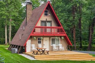 Hot Tub, Fire Pit and Patio A-Frame Stafford Cabin - Stafford - 0