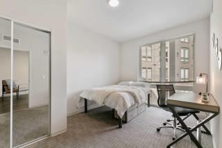 Spacious and Modern With Premium Amenities Near U of M - Minneapolis - 6