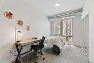Spacious and Modern With Premium Amenities Near U of M - Minneapolis - 1