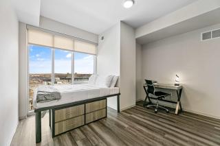 Designer Finishes & City Views - Minneapolis - 8