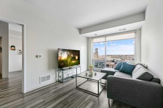 Designer Finishes & City Views - Minneapolis - 1