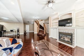 cozy two bedrooms with external bathroom just for you - Calgary - 8