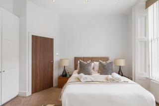 South Hampstead Magic - 9