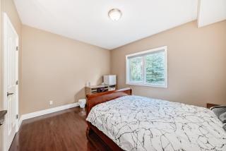 cozy two bedrooms with external bathroom just for you - Calgary - 2