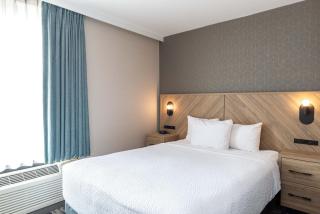 Sandman Suites Vancouver on Davie - Vancouver - 5