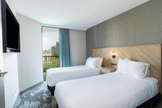Sandman Suites Vancouver on Davie - Vancouver - 1