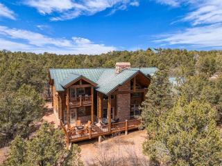 Authentic log cabin minutes from Zion NP - Orderville - 4