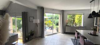 Maison moderne 150 m2 à 15mn du centre ville - Aigné - 1