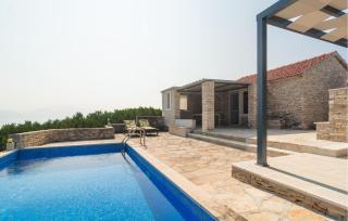 Stunning Home In Postira - Postira - 4