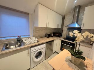Cosy Family Studio Apartment on Edgware Road - Londra - 2