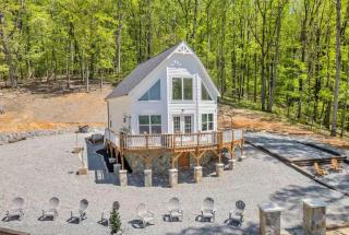 Vineyard Cottage in Wine Country with Hot Tub - Jonesville - 0