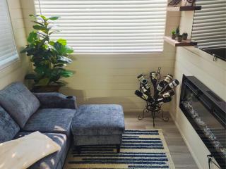 Barossa Valley Station Patio 1br Downtown - Fredericksburg - 3