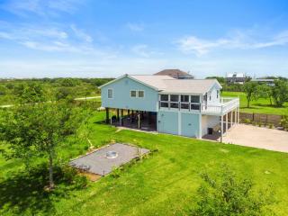 Bay Views,King Bed,Close to Sand,Lvl 2 Car Charger - Bolivar Peninsula - 6