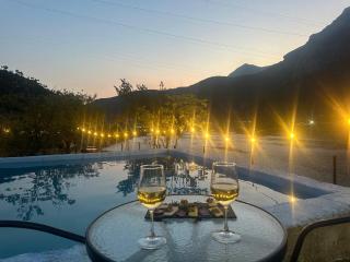 Guesthouse Camping Breeze of the Drin - Vau i Dejës - 0