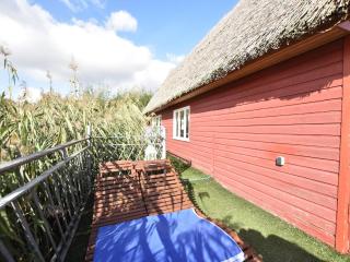 Striking Holiday Home in Sternberg with Jetty - Sternberg - 8