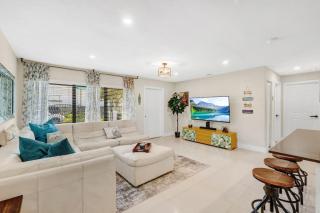 Lux Miami Home Pool, BBQ and More - 2