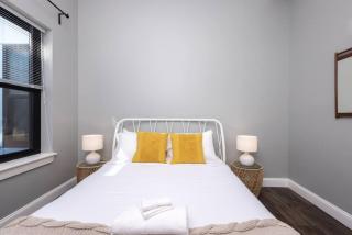 Modern chic 2 bedroom apt - Boston - 8