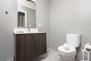 Modern chic 2 bedroom apt - 1