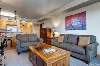 The Hearth Mt Retreat with Steamy Tub and Pool - Park City - 0
