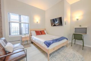 Delightful Back Bay Studio - 3