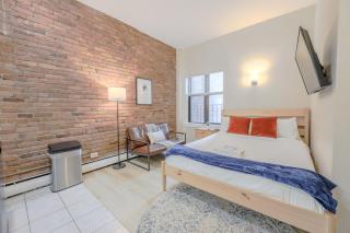 Delightful Back Bay Studio - 2