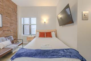 Delightful Back Bay Studio - 1