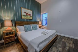 4 Bed 2 Bath 200mbps Internet Luxury Keyless Entry - Boston - 7